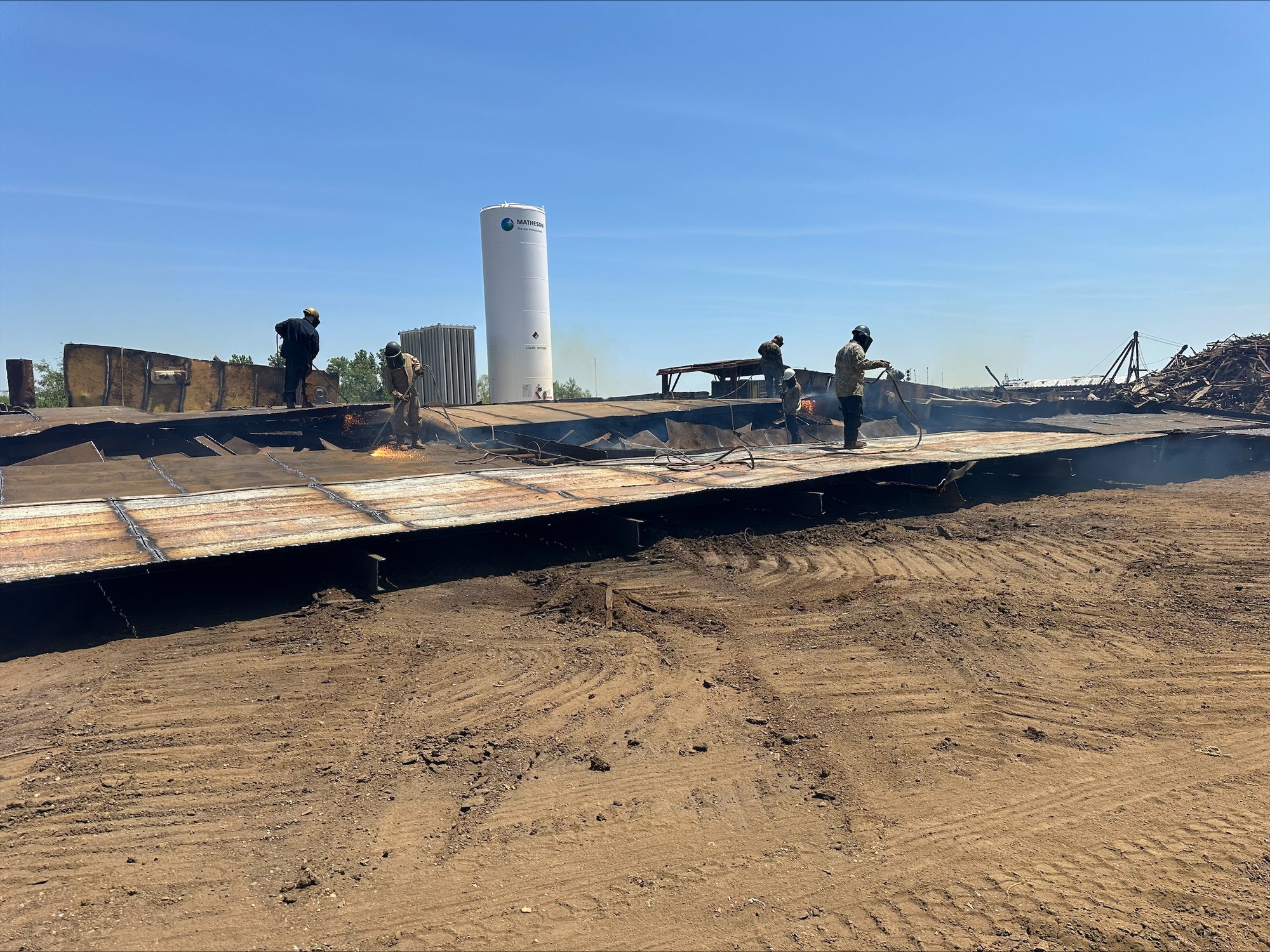BARGE BOTTTOM DISMANTLED